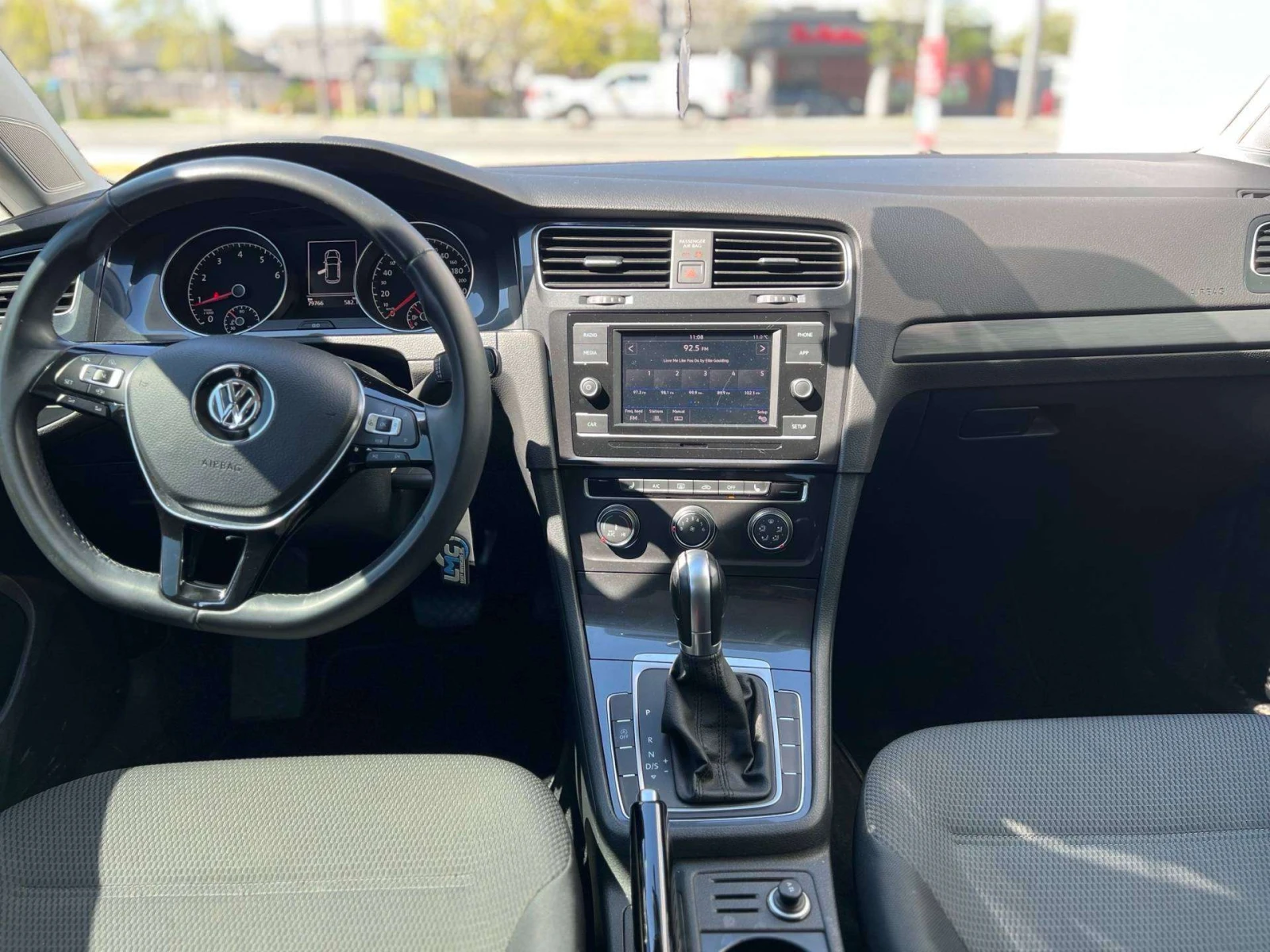 VW Golf МАЛКО КМ / DSG / ЦЕНА ДО БГ, снимка 10 - Автомобили и джипове - 54997964