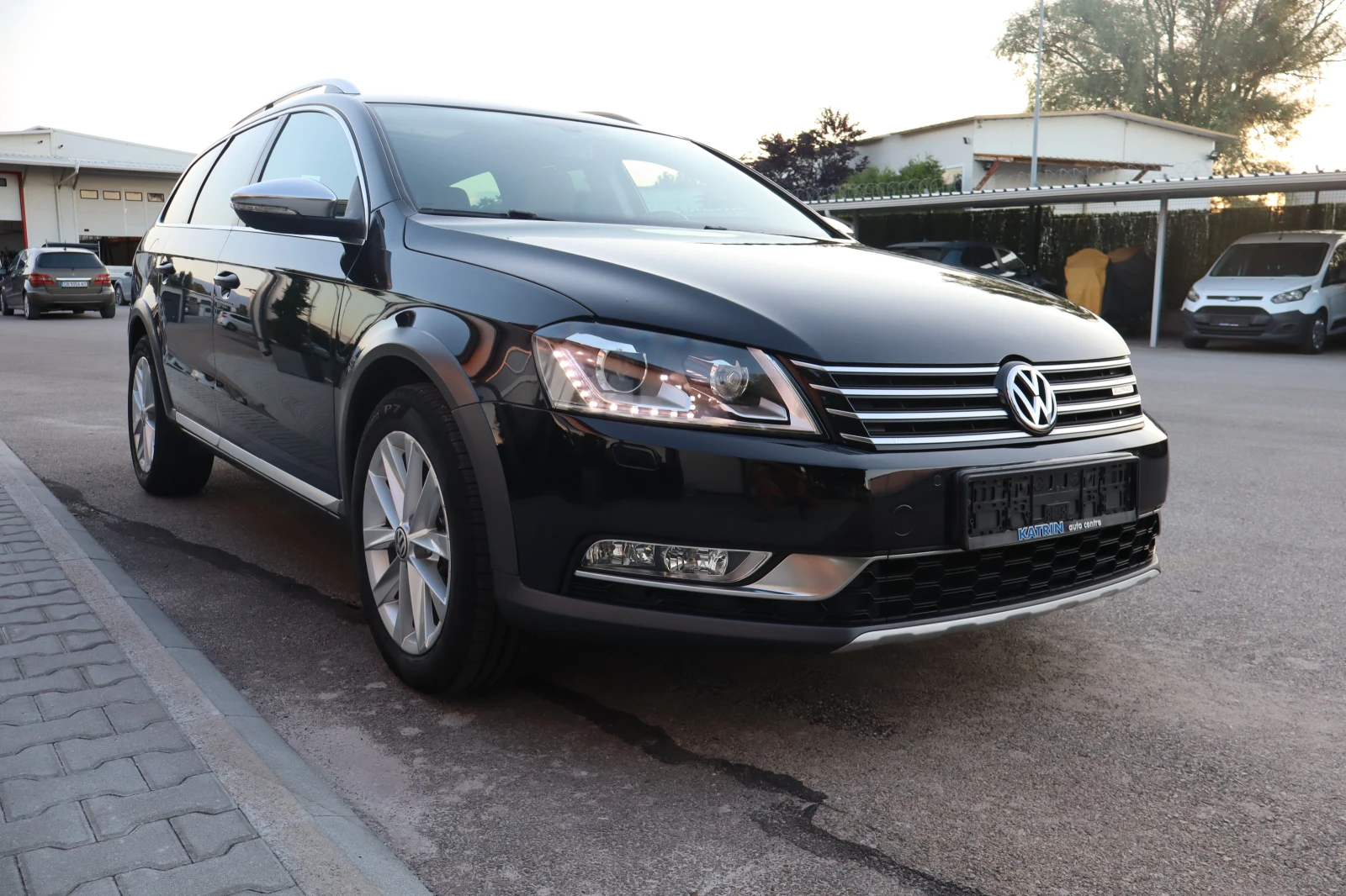 VW Passat 2.0TDI* ALLTRACK, снимка 3 - Автомобили и джипове - 55055372