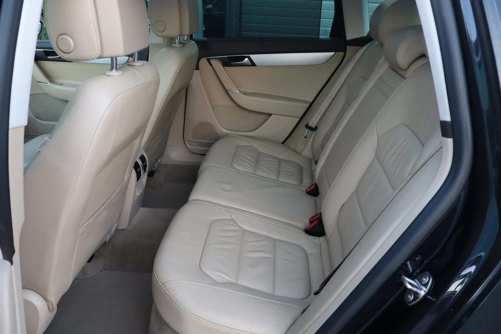 VW Passat 2.0TDI* ALLTRACK, снимка 15 - Автомобили и джипове - 55055372