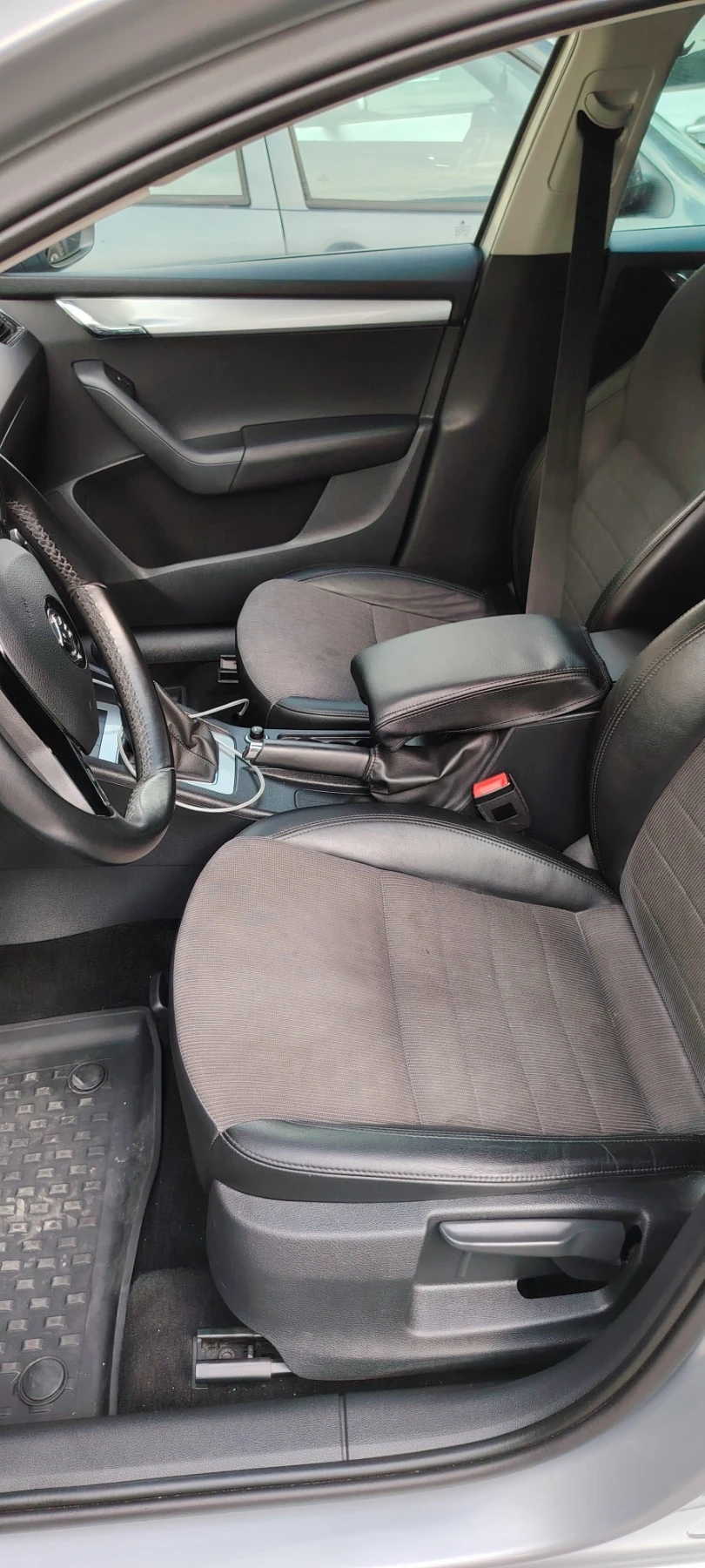 Skoda Octavia, снимка 12 - Автомобили и джипове - 55105678