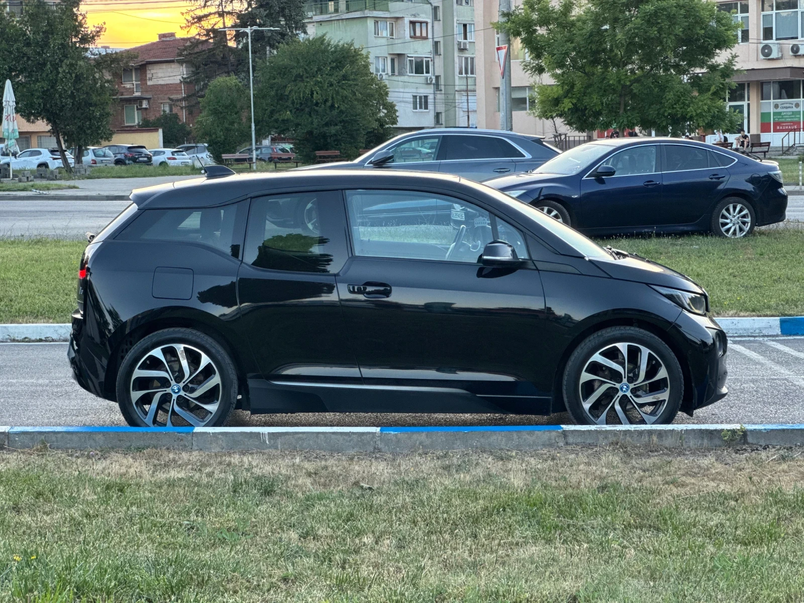 BMW i3 94Ah., снимка 4 - Автомобили и джипове - 55420113