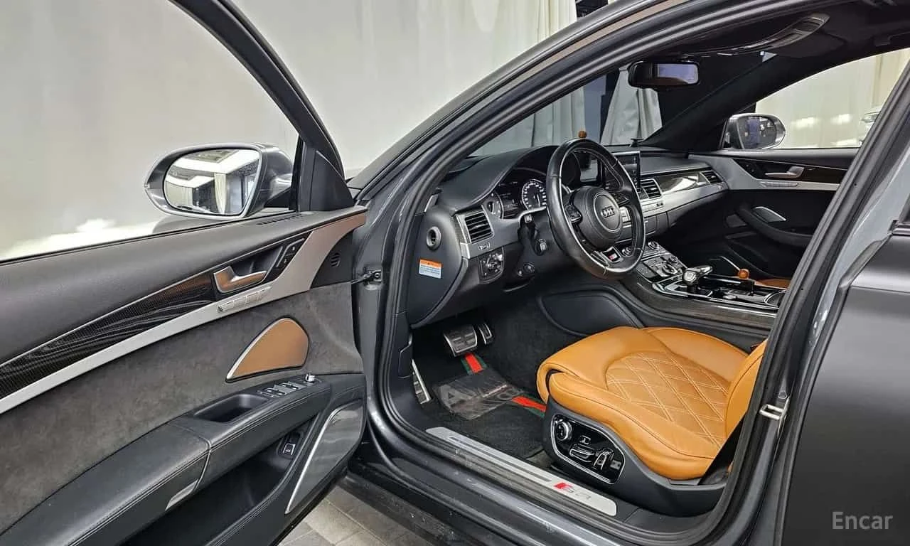 Audi S8 * 4.0 TFSI quattro * ЦЕНА ДО БГ, снимка 10 - Автомобили и джипове - 55629404