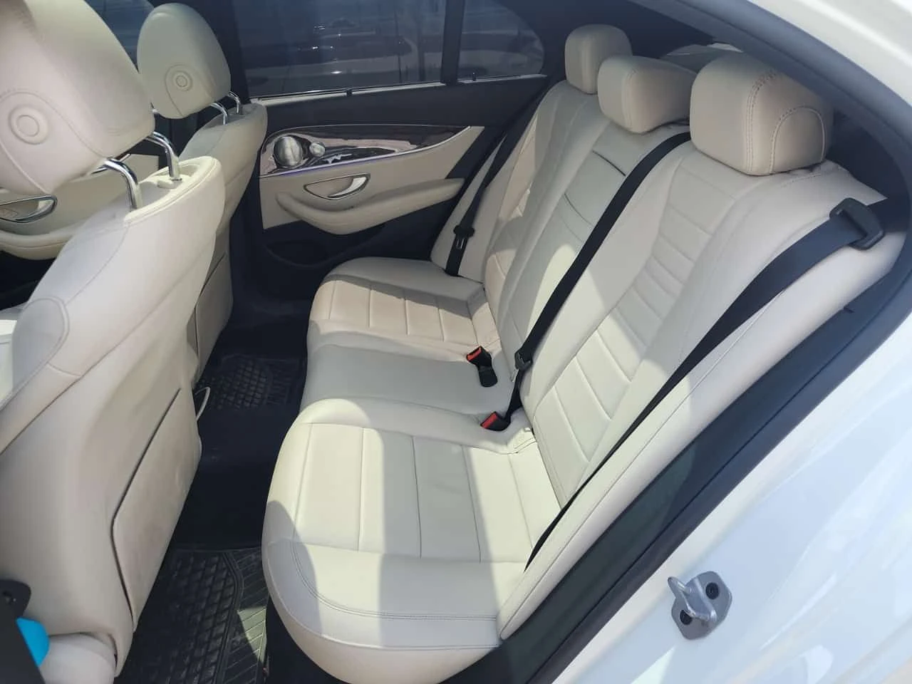 Mercedes-Benz E 300  / 360 / BURMESTER / MEMORY , снимка 12 - Автомобили и джипове - 55643292