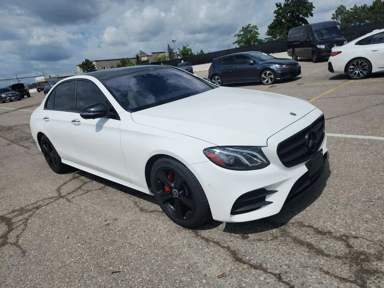 Mercedes-Benz E 300  / 360 / BURMESTER / MEMORY , снимка 2 - Автомобили и джипове - 55643292