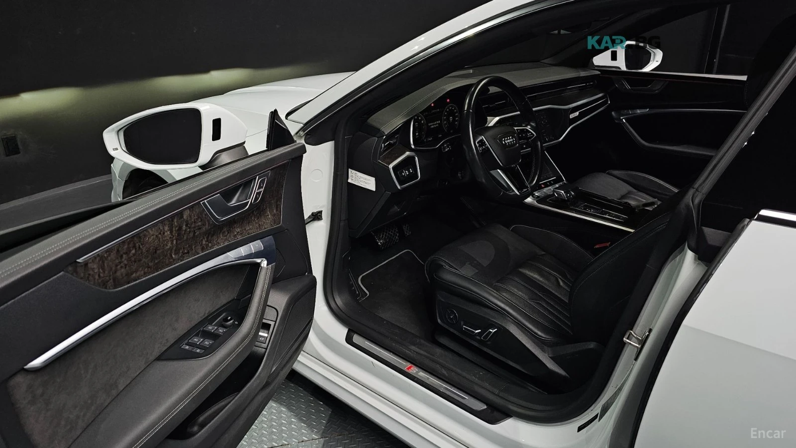 Audi A7 55 TFSI QUATTRO PREMIUM* HUD* 360* ПАНО, снимка 9 - Автомобили и джипове - 55770914