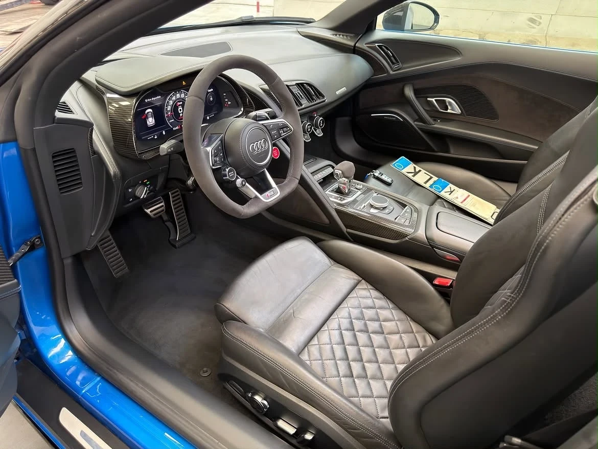 Audi R8 Spyder 5.2 TFSI Quattro Performance, снимка 5 - Автомобили и джипове - 55840779