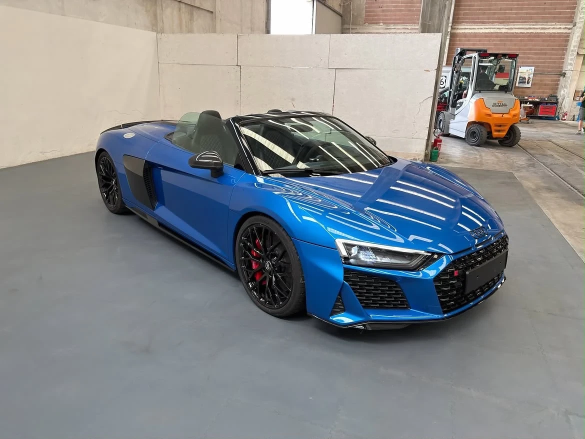 Audi R8 Spyder 5.2 TFSI Quattro Performance, снимка 2 - Автомобили и джипове - 55840779