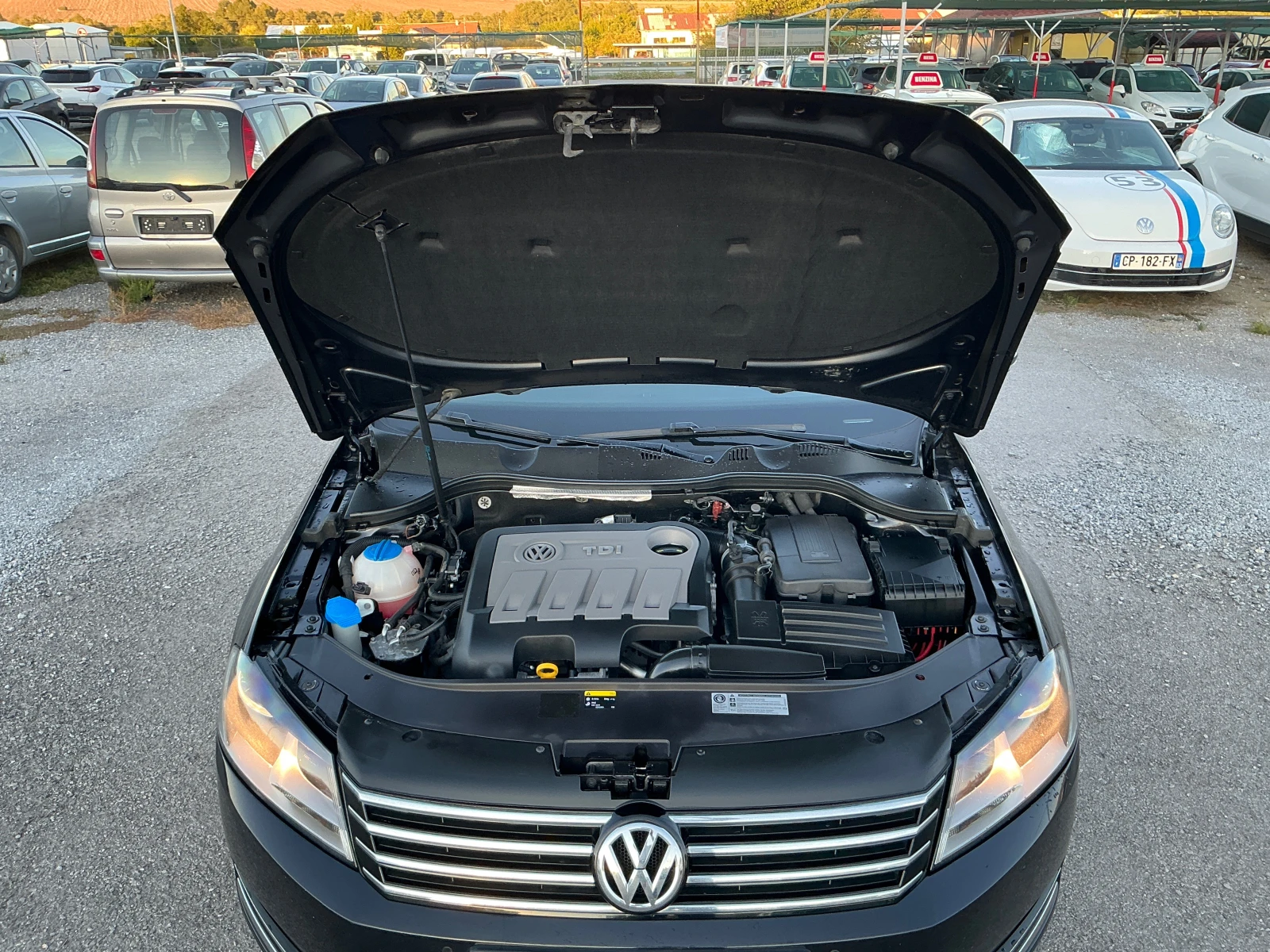 VW Passat 2.0 TDI, снимка 9 - Автомобили и джипове - 56261448