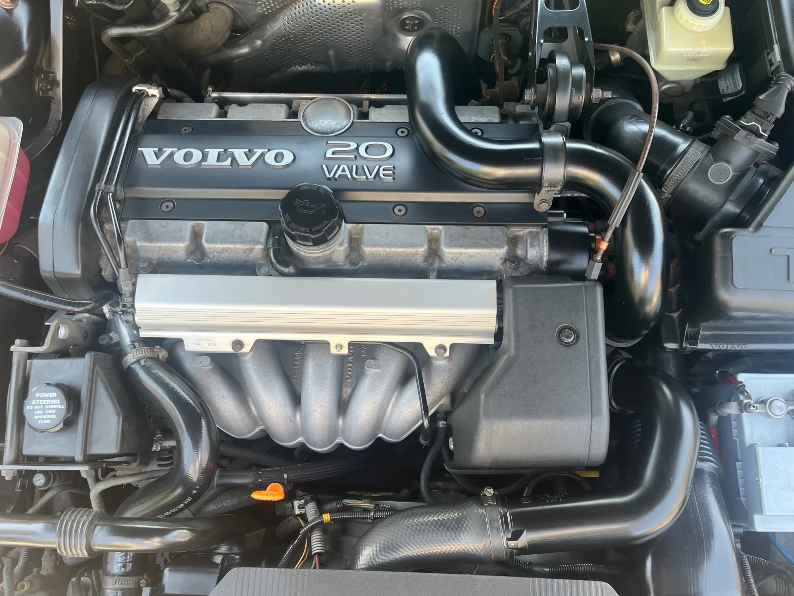 Volvo V70, снимка 4 - Автомобили и джипове - 56476012