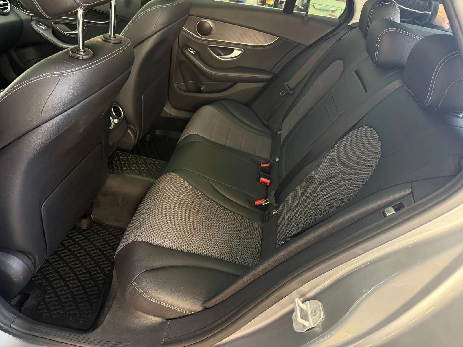 Mercedes-Benz C 220 D* �������� ������ � ����� ������� � �������� | Mobile.bg � ����������� 9
