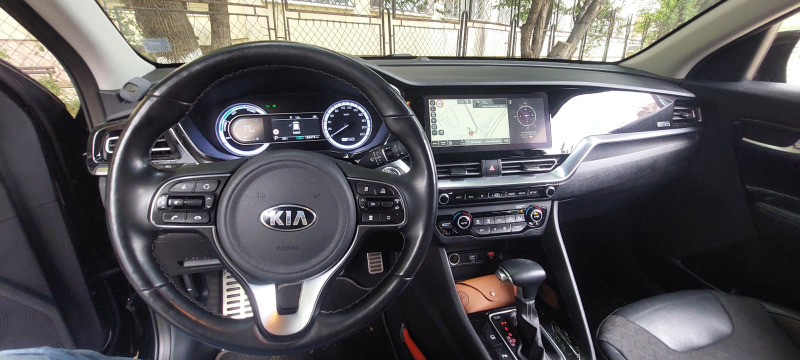 Kia Niro Dynamic plus S-line, снимка 8 - Автомобили и джипове - 45504319