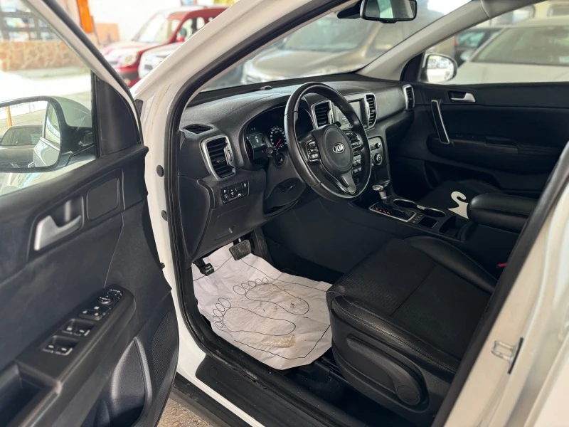 Kia Sportage 1.7CRDI-AUTO-NAVI, снимка 10 - Автомобили и джипове - 46535128