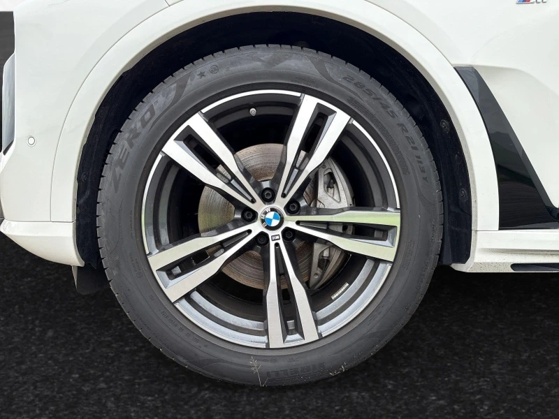 BMW X7 40i/xDrive/FACELIFT/M-SPORT/H&K/PANO/HEAD UP/360/, снимка 4 - Автомобили и джипове - 52454263