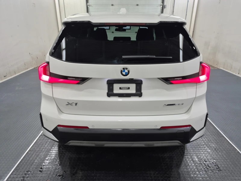 BMW X1 28i xDrive * CARFAX * ОПЦИЯ ЗА ФИНАНСИРАНЕ * , снимка 5 - Автомобили и джипове - 53120672