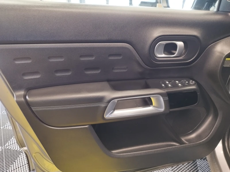 Citroen C5 Aircross 1.5DCI , снимка 13 - Автомобили и джипове - 53433214