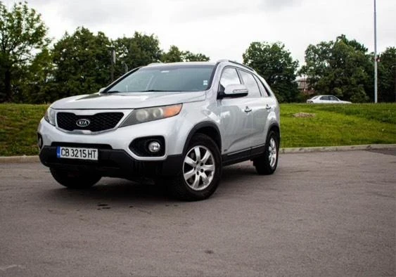 Kia Sorento, снимка 4 - Автомобили и джипове - 47617557