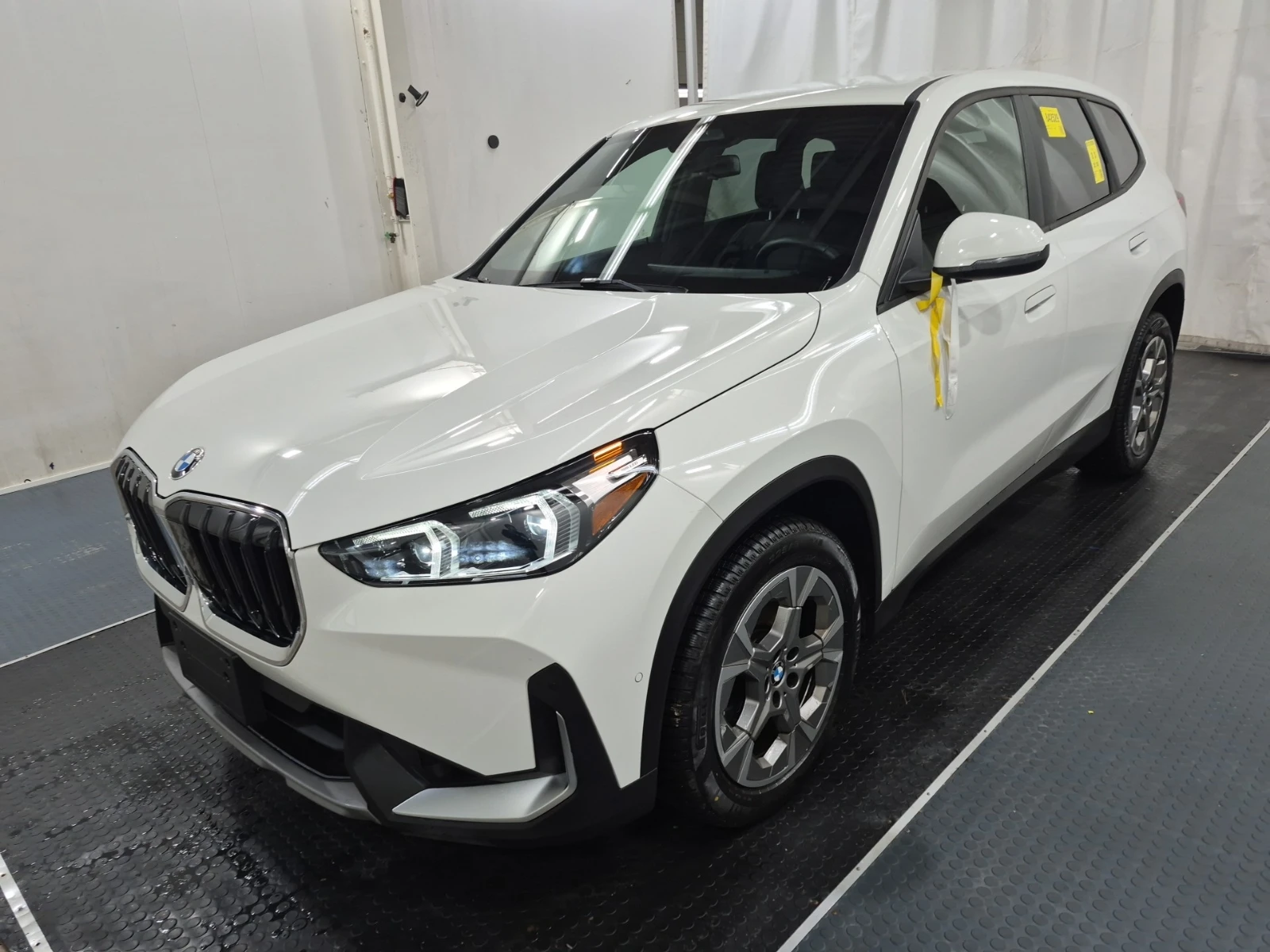 BMW X1 28i xDrive * CARFAX * ОПЦИЯ ЗА ФИНАНСИРАНЕ * , снимка 1