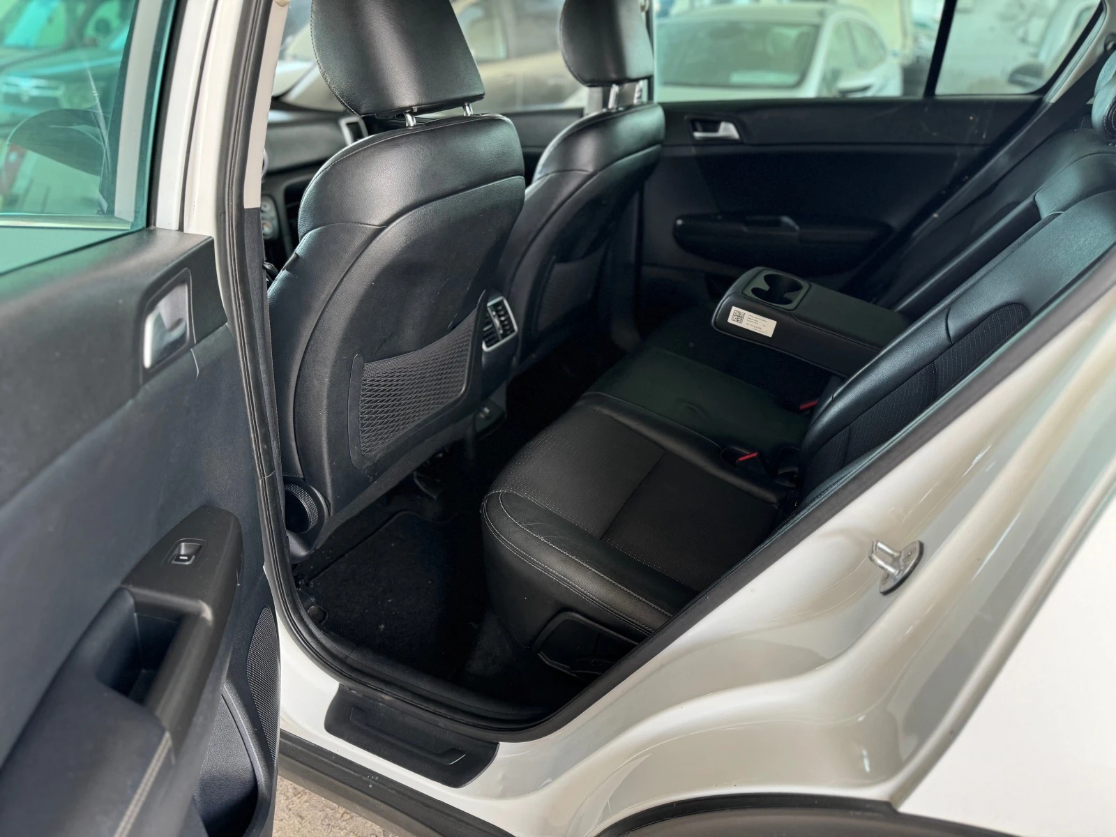 Kia Sportage 1.7CRDI-AUTO-NAVI | Mobile.bg   12