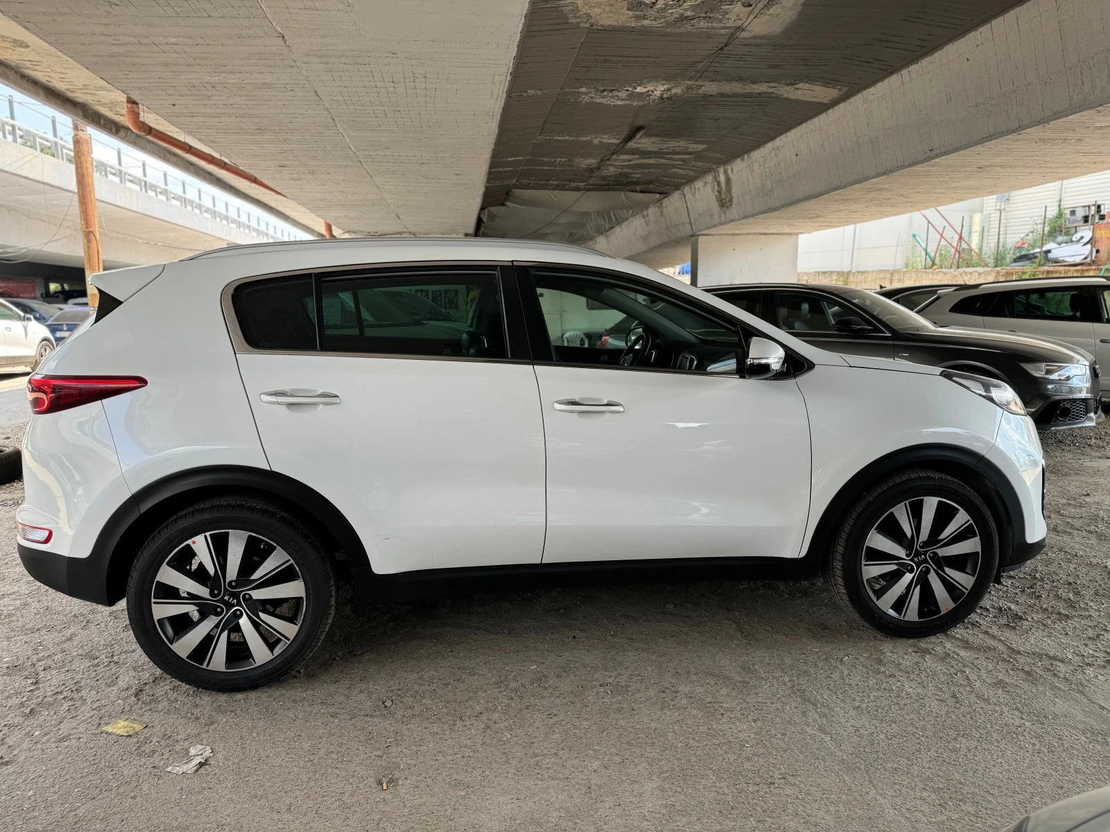 Kia Sportage 1.7CRDI-AUTO-NAVI - изображение 3