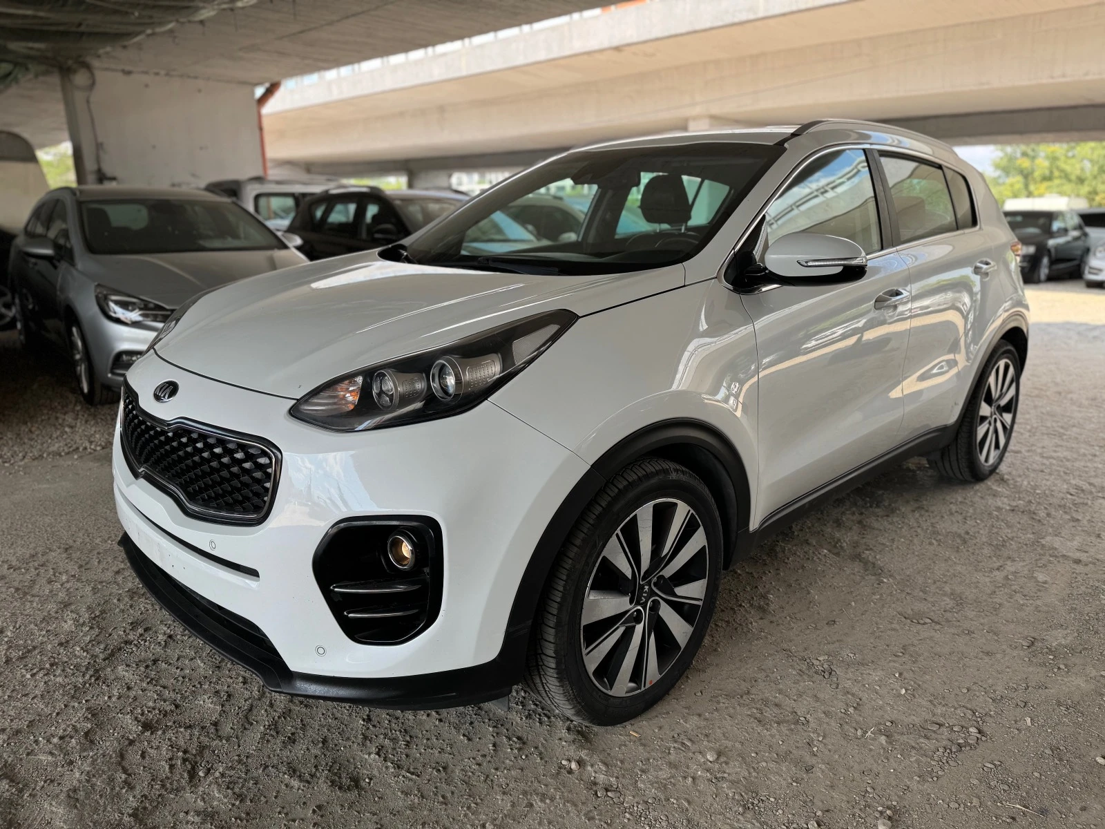 Kia Sportage 1.7CRDI-AUTO-NAVI - изображение 10