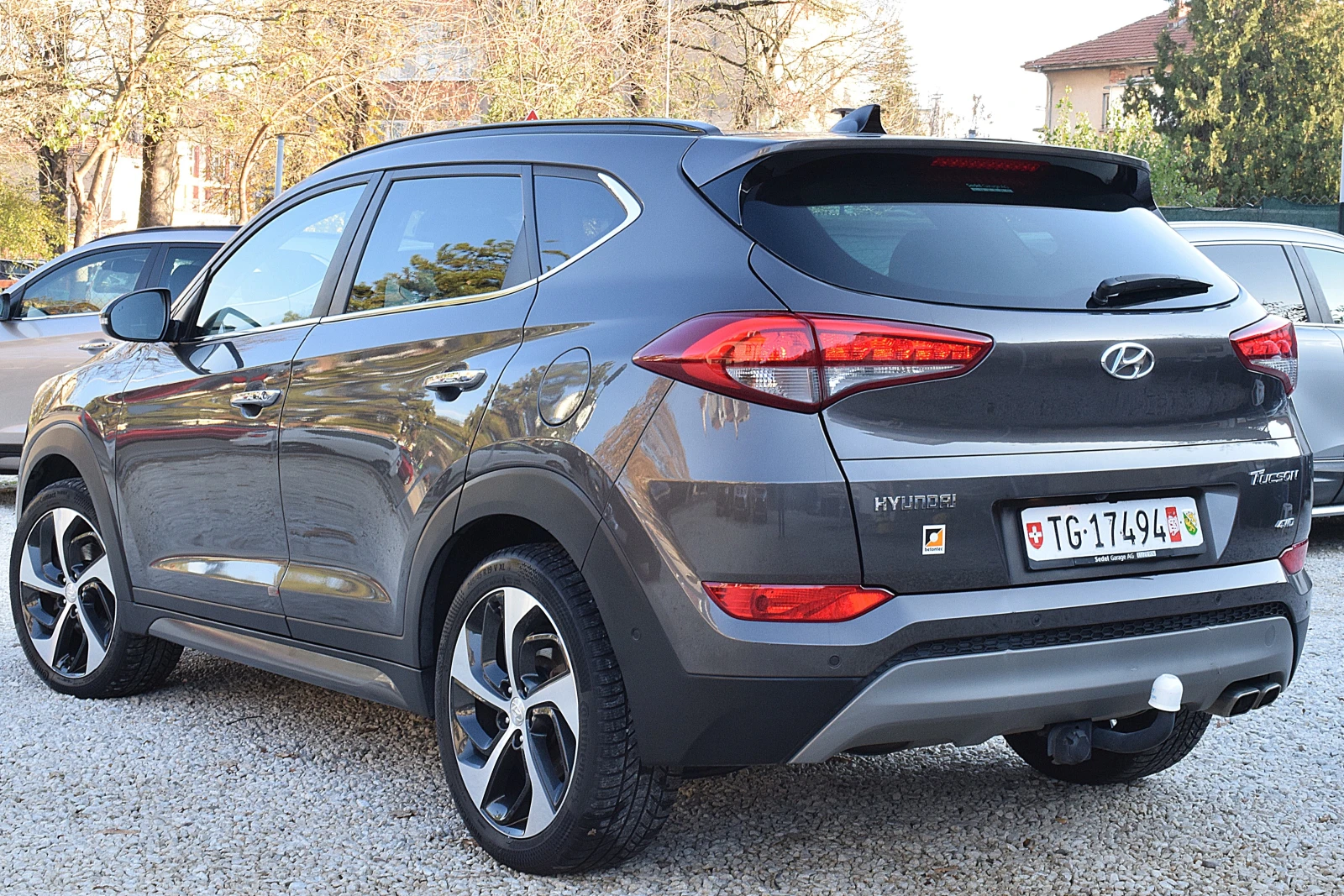 Hyundai Tucson 2.0ШВЕЙЦАРИЯ/LUX/АВТОМАТИК/КОЖА/ЛЕД/LANE ASSIST - изображение 5