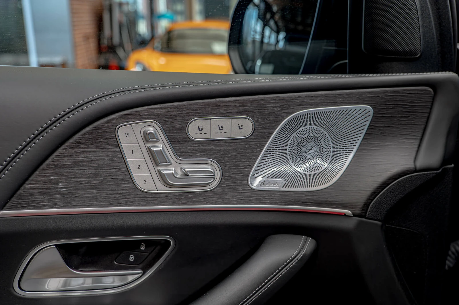 Mercedes-Benz GLE 53 4MATIC АMG/Burmester/HuD/Carbon/Обдухване/RSE/Панорама/Ал - изображение 8