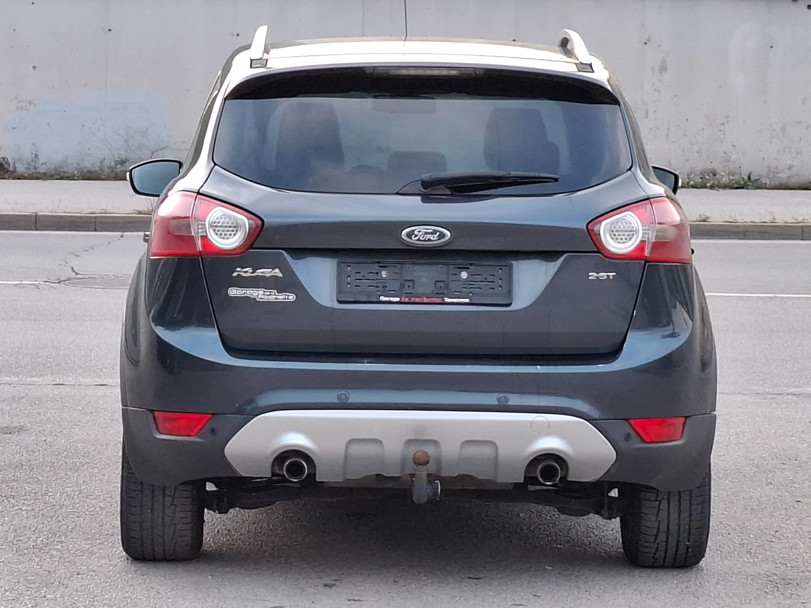 Ford Kuga 2.5t. Automat 4x4 TITANIUM  - изображение 6