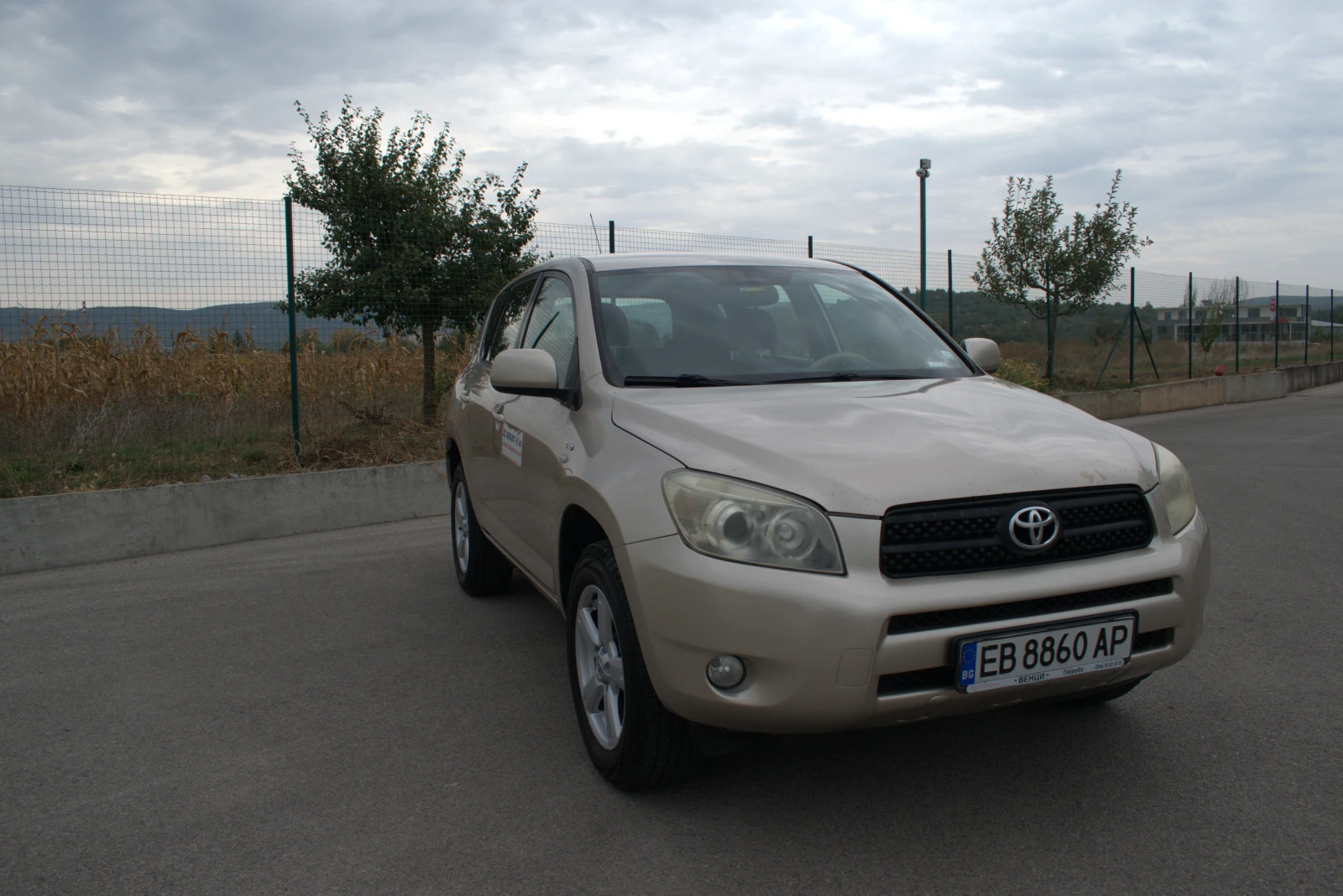 Toyota Rav4 2.2 D4D - изображение 2