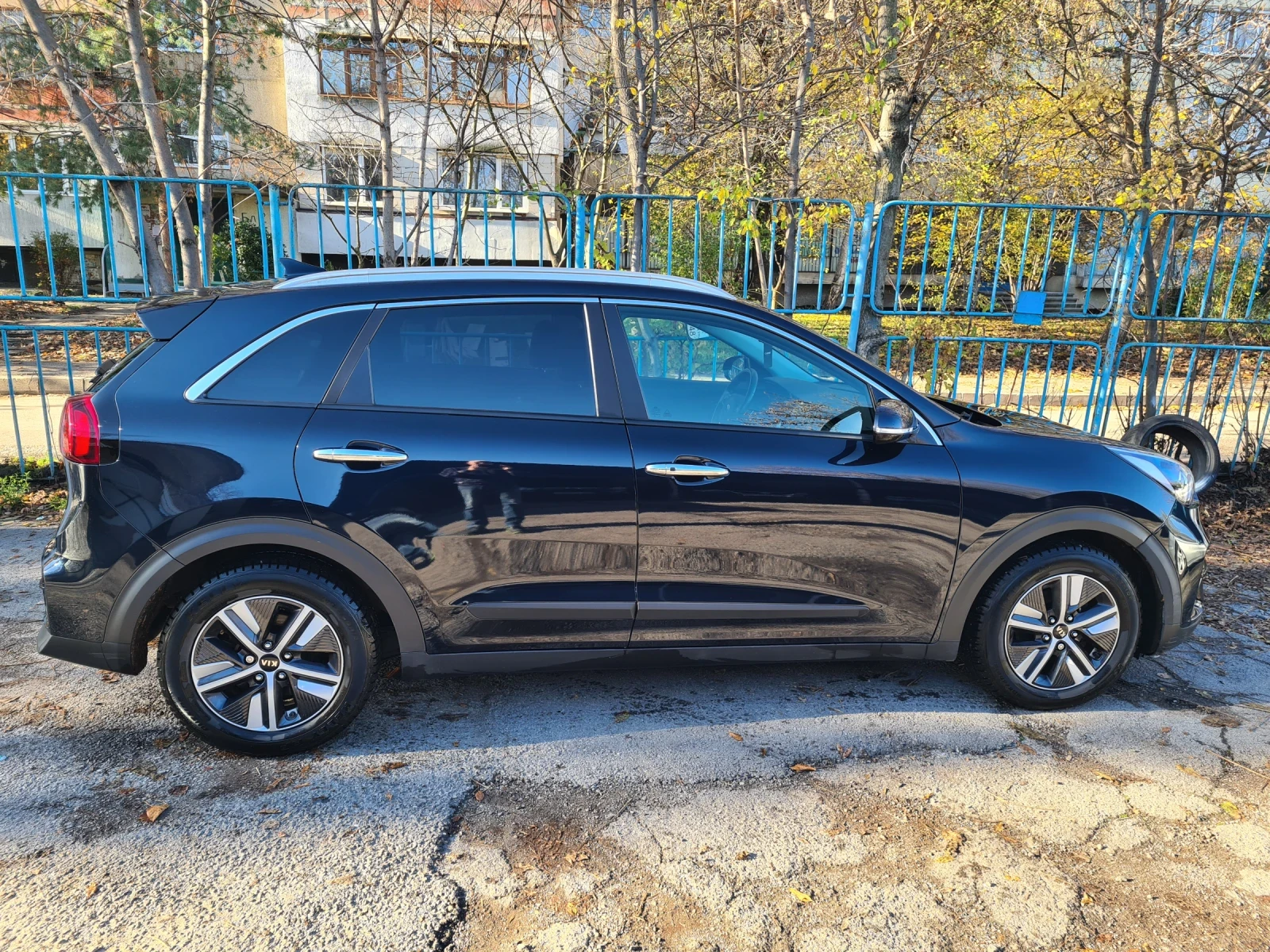 Kia Niro 1.6 HEV - изображение 2
