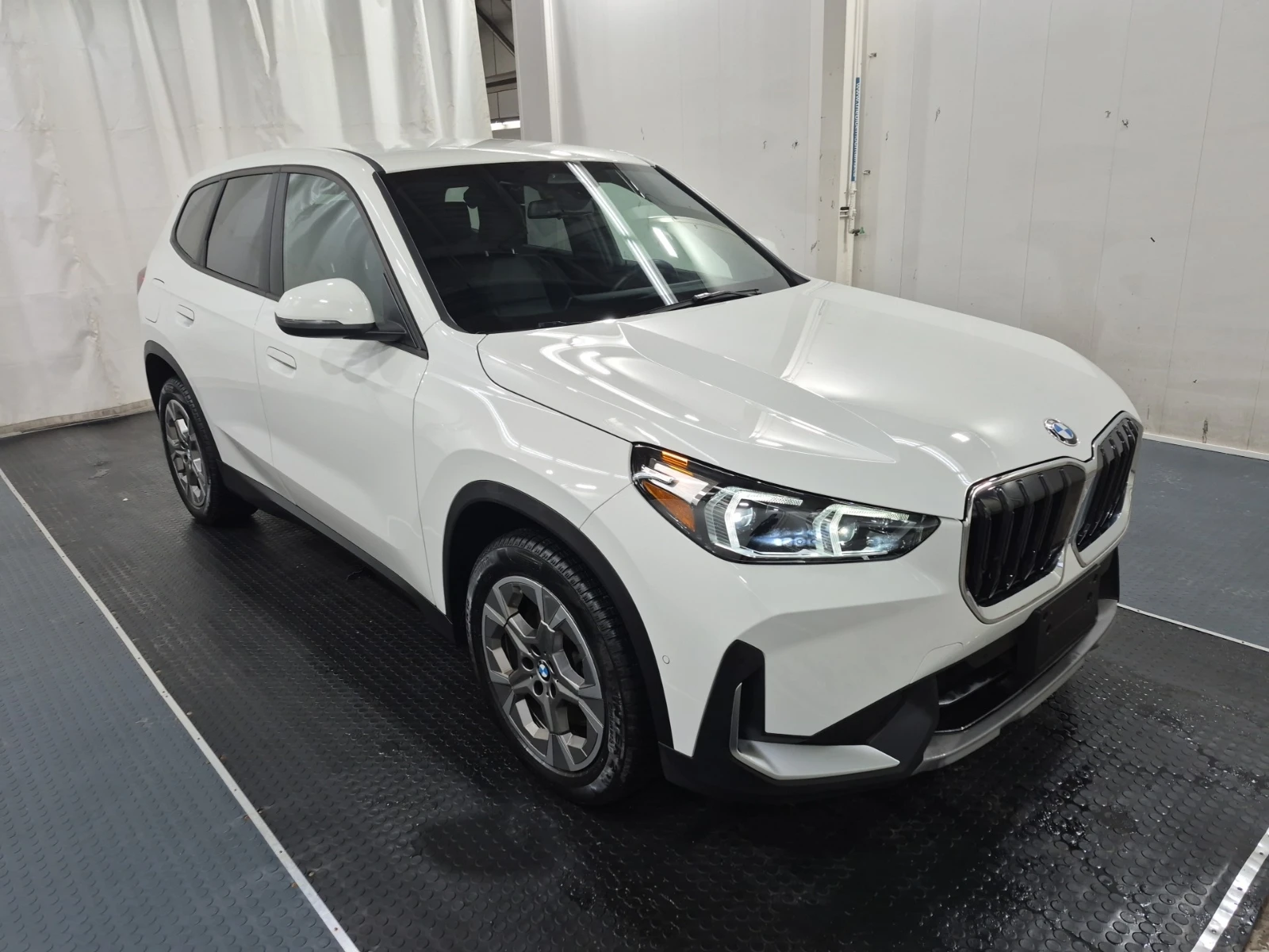 BMW X1 28i xDrive * CARFAX * ����� �� ����������� *  | Mobile.bg � ����������� 3