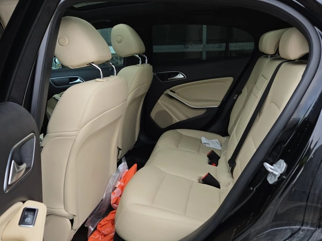 Mercedes-Benz GLA 250  CARFAX * ����������� | Mobile.bg � ����������� 12