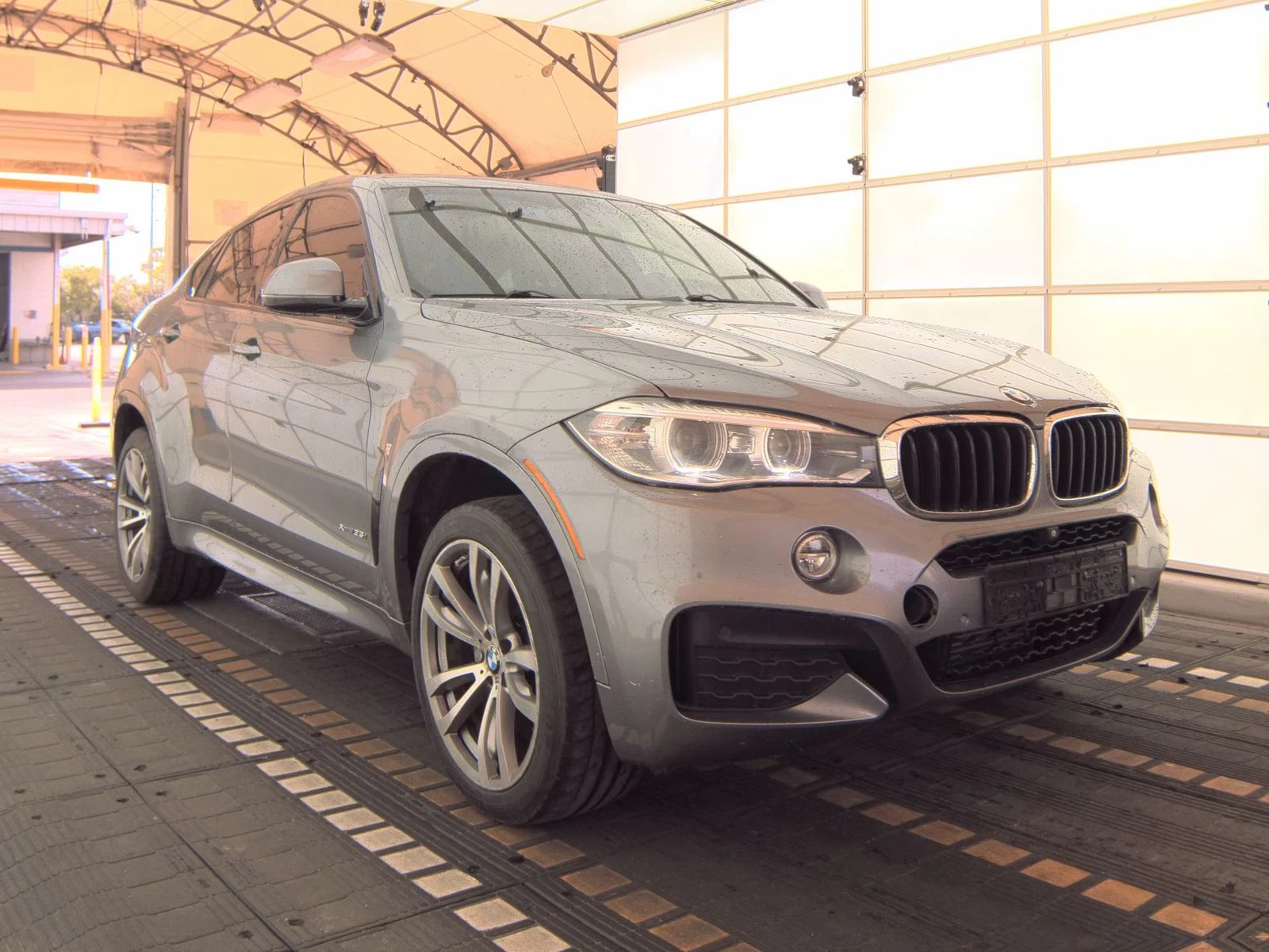 BMW X6 M* SPORT* ДИГИТАЛНО* ТАБЛО* HARMON* KARDON* ХЕДЪП* - изображение 3
