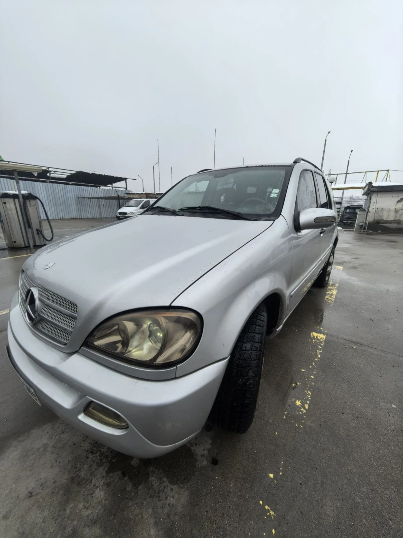 Mercedes-Benz ML 270 2.7 Дизел Автоматик , снимка 12 - Автомобили и джипове - 54070074