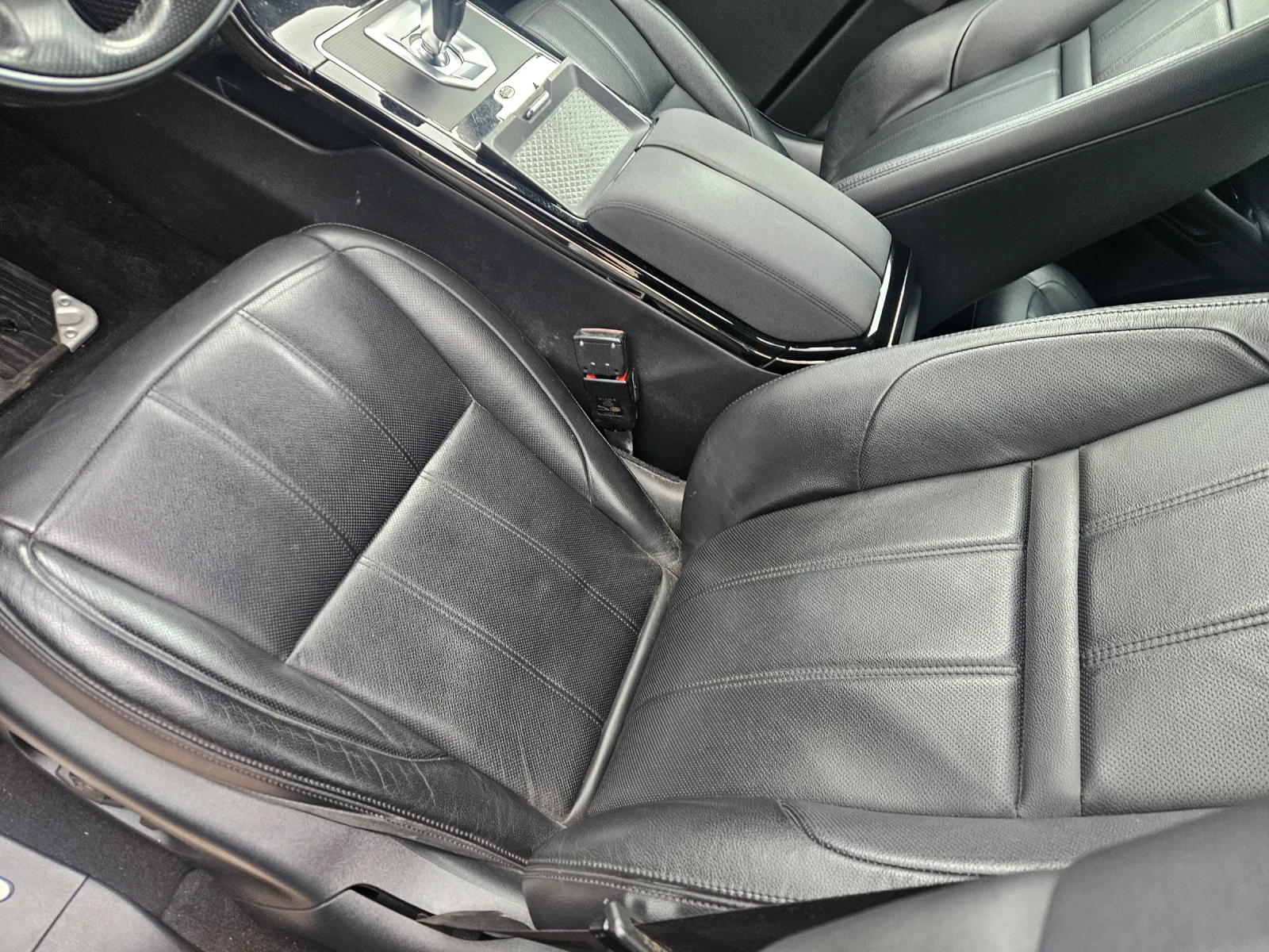 Land Rover Range Rover Evoque 2.0дизел -150кс-2020год -IBRIDO, снимка 2 - Автомобили и джипове - 54877064