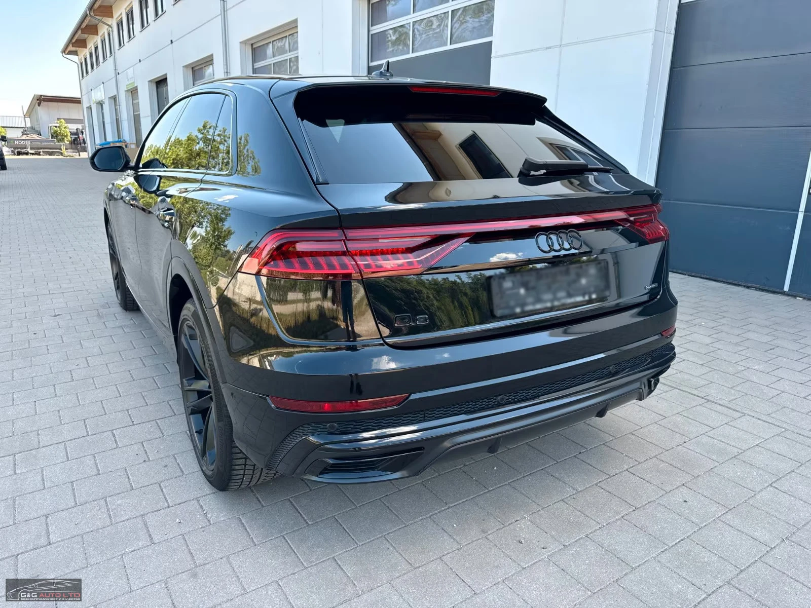 Audi Q8 50TDI/286HP/S-LINE/360/ОБДУХВАНЕ/MATRIX/ACC/578z, снимка 3 - Автомобили и джипове - 55231301