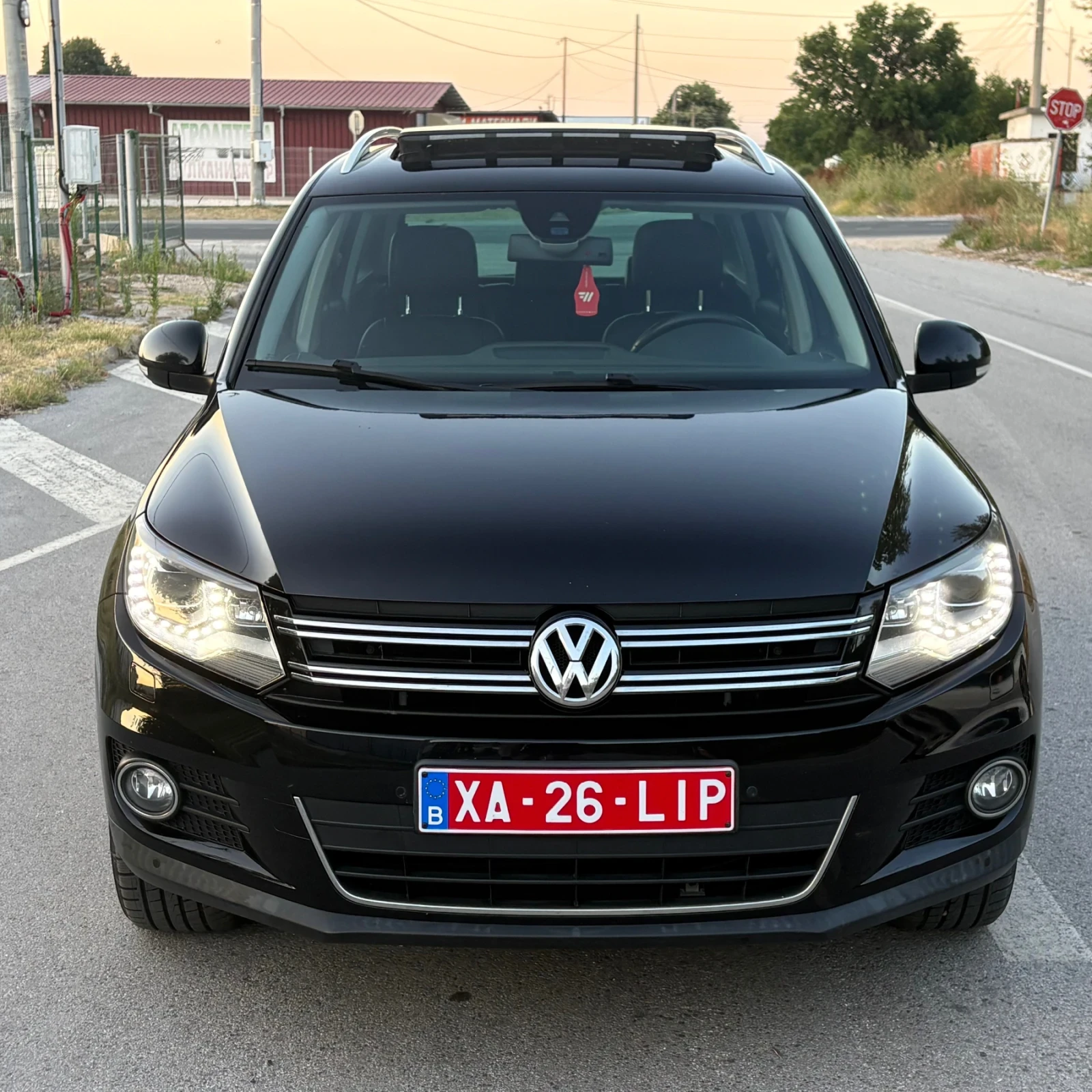 VW Tiguan 2.0 TDI 4Motion, снимка 2 - Автомобили и джипове - 55494975