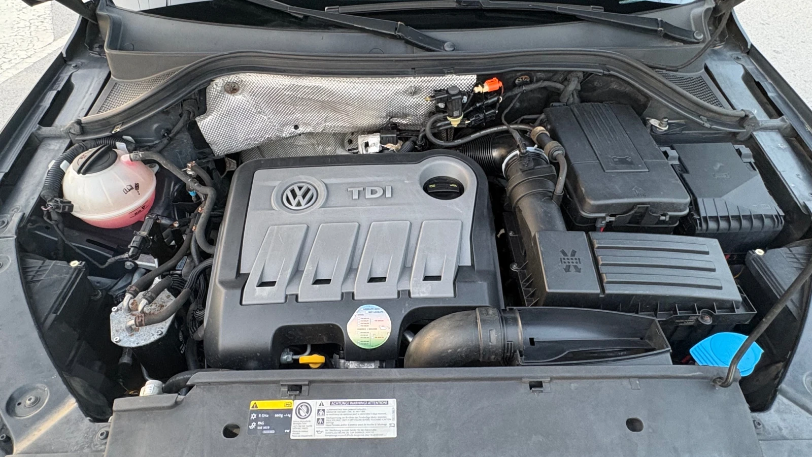 VW Tiguan 2.0 TDI 4Motion, снимка 17 - Автомобили и джипове - 55494975