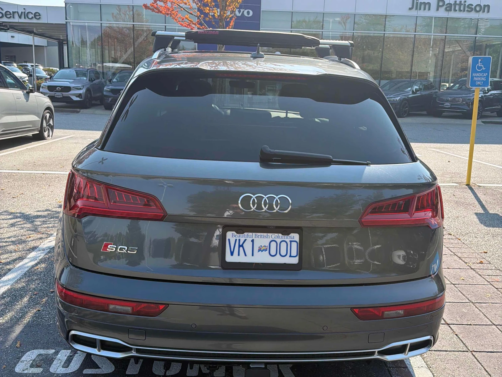 Audi SQ5 Technik/360/DISTRONIC/CARFAX/B&O/АВТОКРЕДИТ, снимка 4 - Автомобили и джипове - 55812422