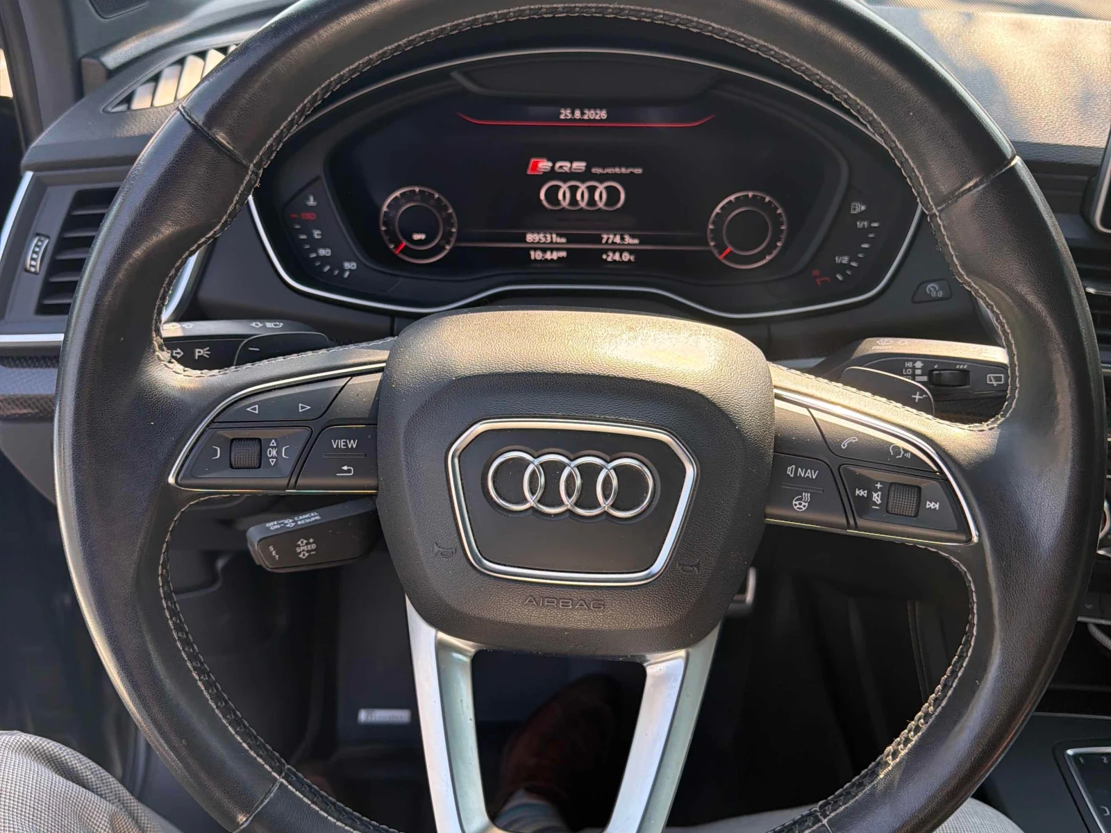 Audi SQ5 Technik/360/DISTRONIC/CARFAX/B&O/АВТОКРЕДИТ, снимка 5 - Автомобили и джипове - 55812422