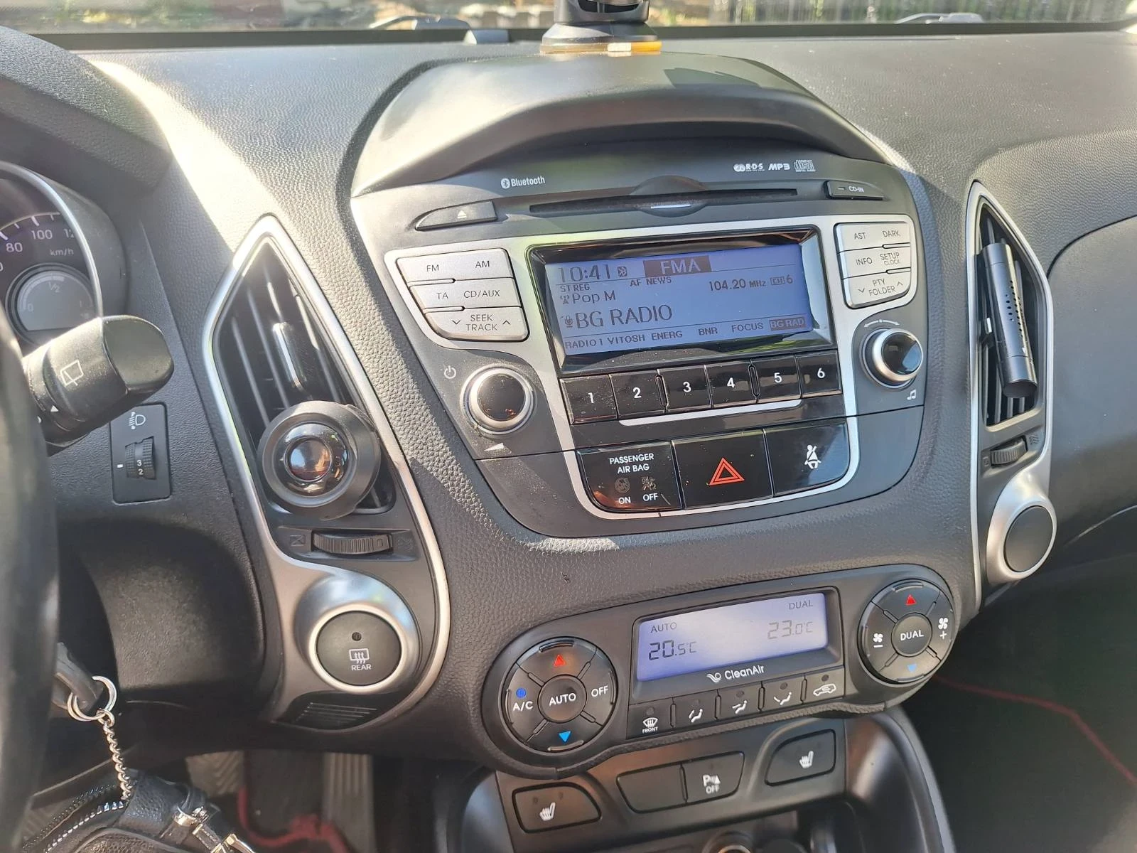 Hyundai IX35, снимка 8 - Автомобили и джипове - 56018325