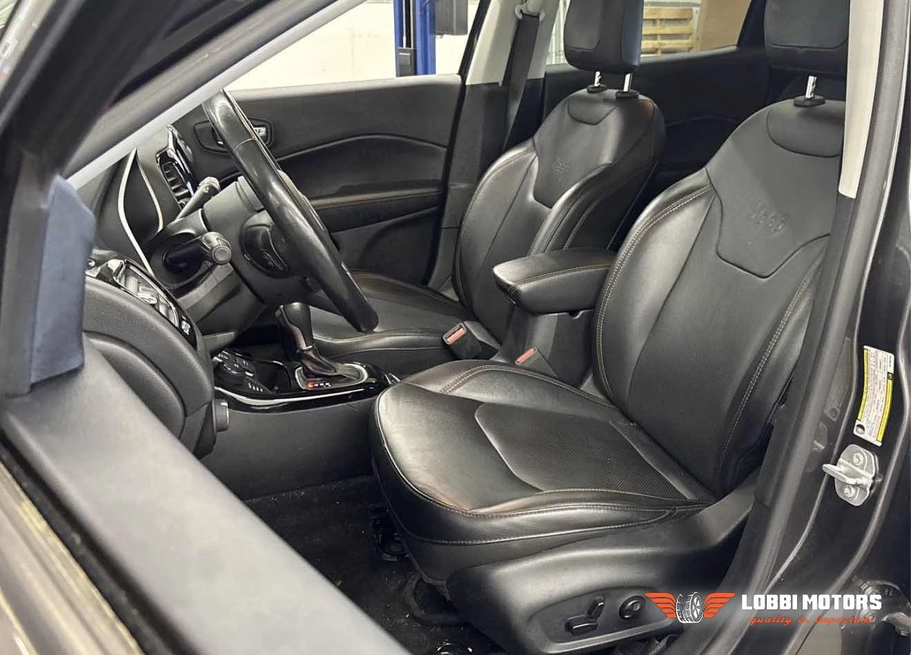 Jeep Compass, снимка 5 - Автомобили и джипове - 56113549