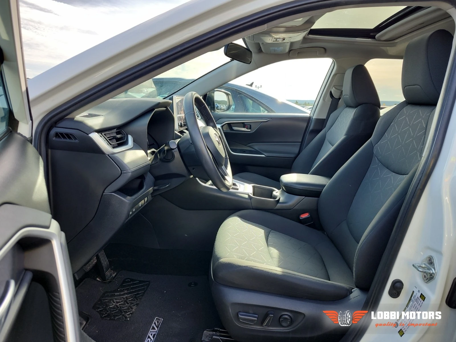 Toyota Rav4, снимка 3 - Автомобили и джипове - 56126841