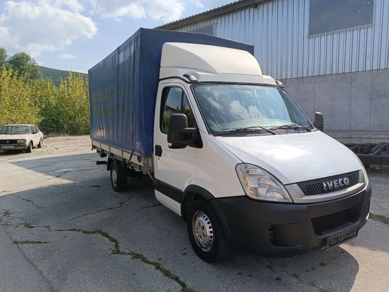 Iveco Daily, снимка 13 - Бусове и автобуси - 47451130