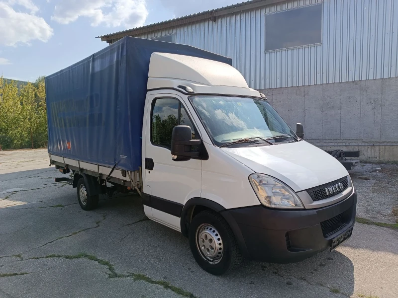 Iveco Daily, снимка 4 - Бусове и автобуси - 47451130