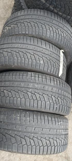 Гуми Зимни 235/45R18, снимка 1