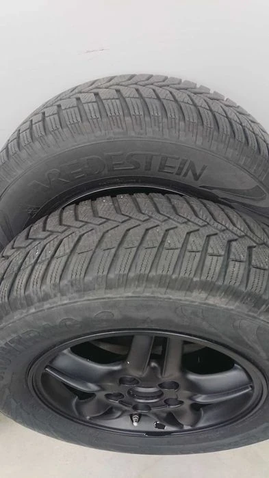 Гуми с джанти Vredestein 205/70R15, снимка 7 - Гуми и джанти - 49176135