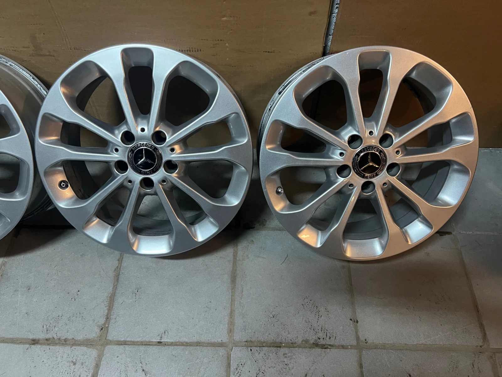 Джанти, снимка 2 - Гуми и джанти - 53740055