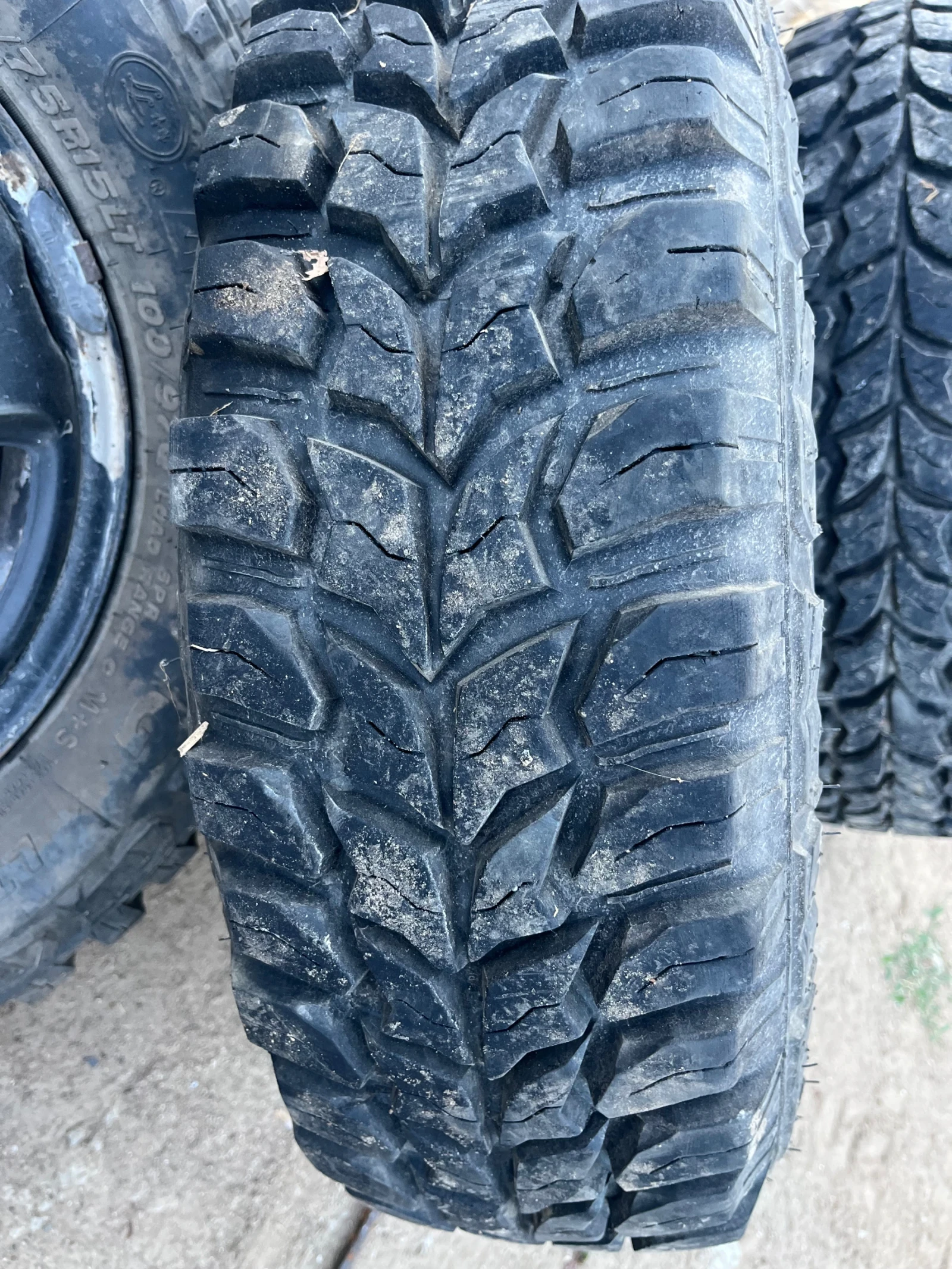 Гуми с джанти Linglong 215/75R15, снимка 4 - Гуми и джанти - 54917120
