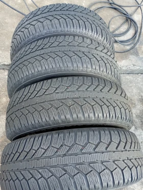 Гуми Зимни 195/65R15, снимка 4 - Гуми и джанти - 47990933