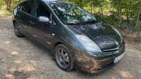 Обява за продажба на Toyota Prius ~9 000 лв. - изображение 1